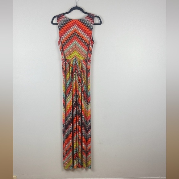 Mark & Spencer Vibrant Multicoloured Chevron Maxi Dress Size 8 - Picture 8 of 9
